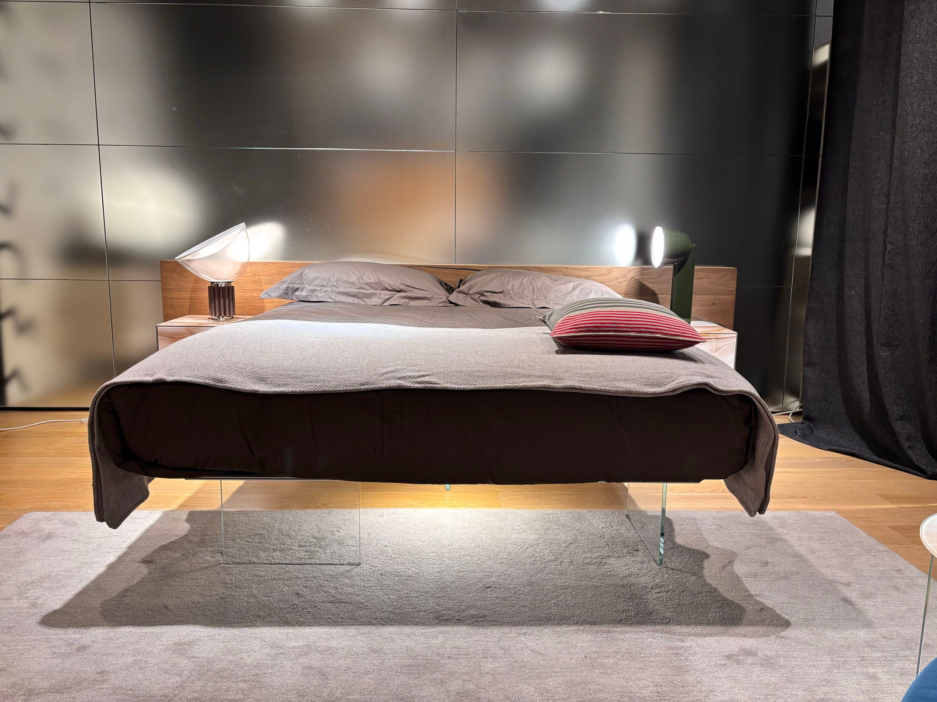 Кровать со встроенными тумбочками In Stock озеро ARCH-00065306