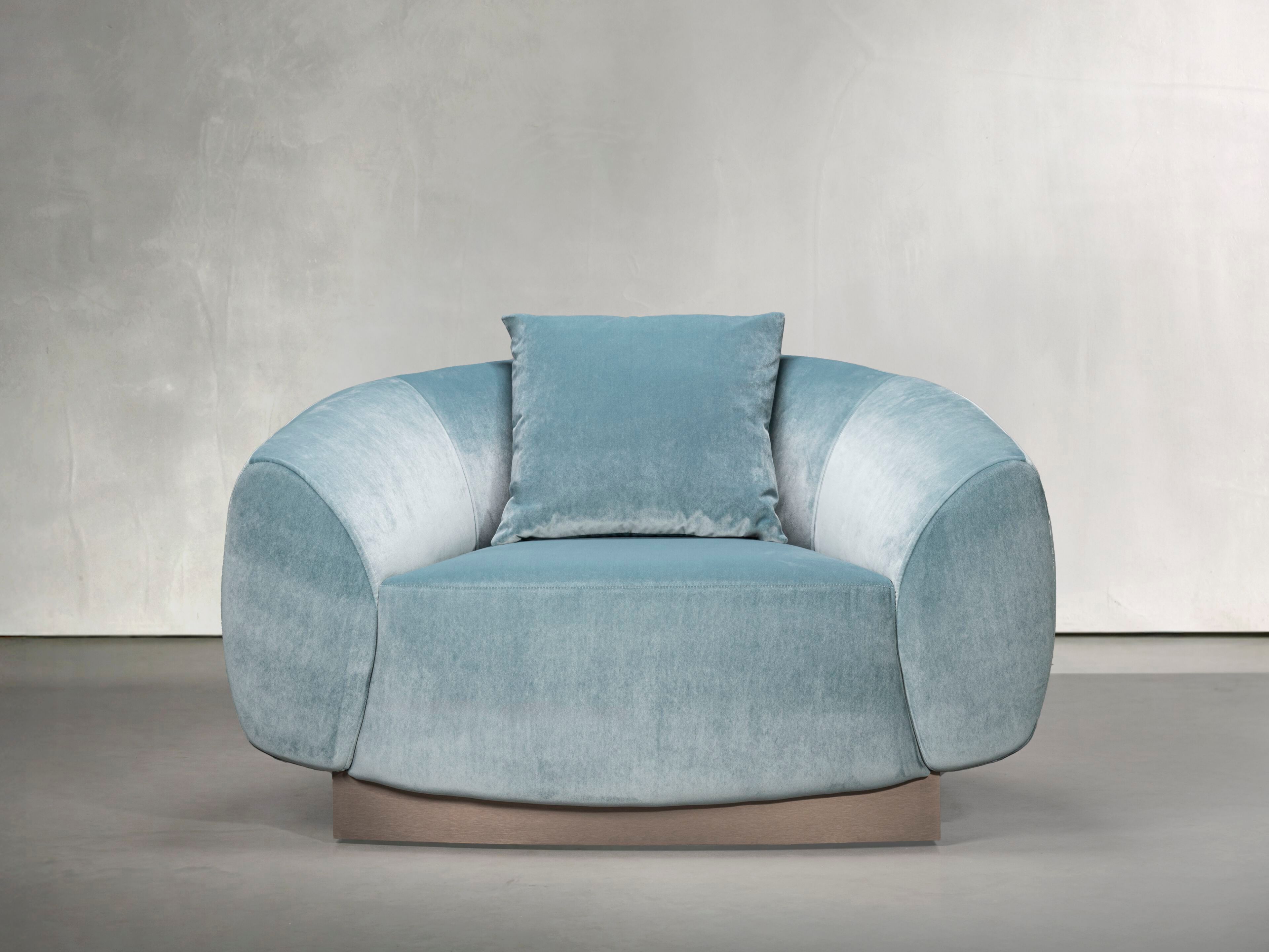 Бархатное кресло с подлокотниками Piet Boon Kate ARCH-00106096