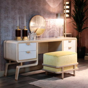 Туалетный столик  REDECO 4424