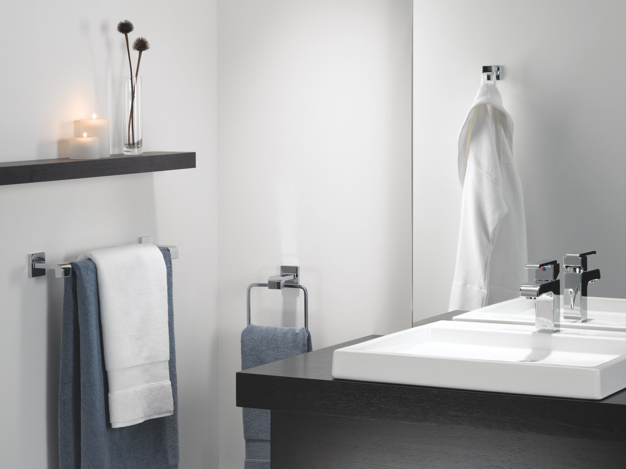 77535 Крючок для халата Delta Faucet Ara Хром - Вид №1