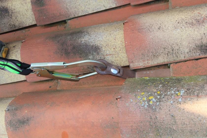 BIN SISTEMI Т-образная точка крепления для спасательного троса Linea vita sun-id-1443234 - Вид №1