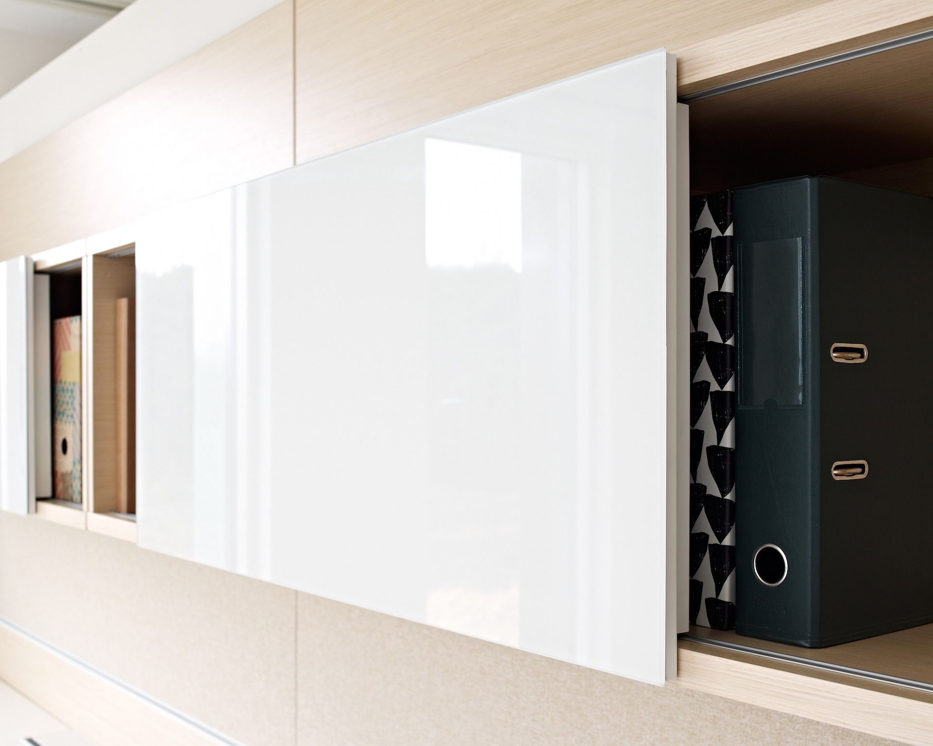 Стол с регулируемой высотой и звукопоглощающими перегородками Herman Miller макет студии ARCH-00126839 - Вид №55