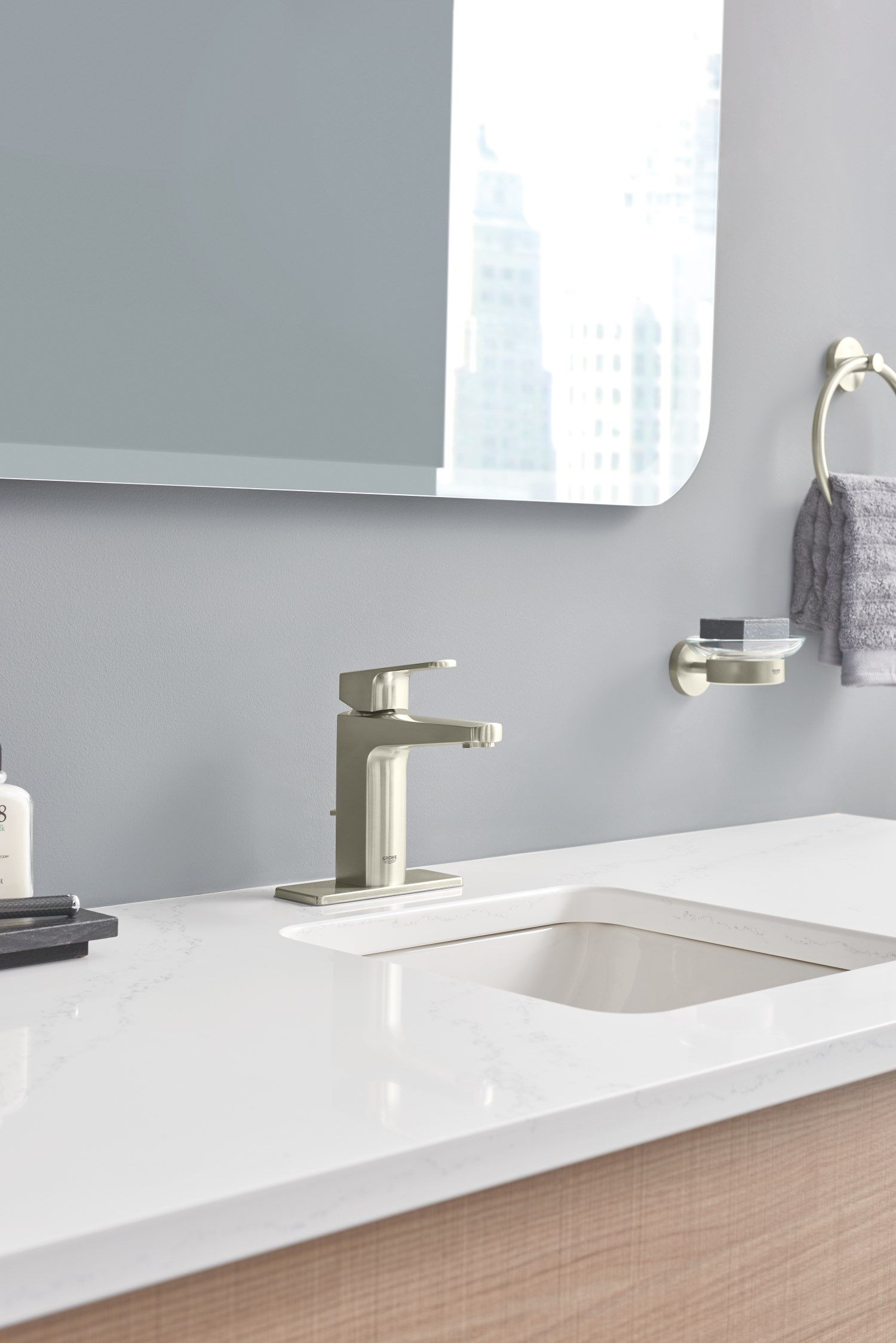 Держатель для полотенец с металлическим кольцом Grohe Essentials ARCH-00098358 - Вид №9