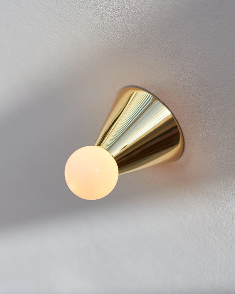 Латунный светодиодный потолочный светильник Michael Anastassiades CONE LIGHT ARCH-00018207 - Вид №3