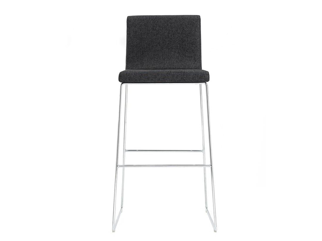 Мягкий табурет для салазок Andreu World Lineal Comfort ARCH-00078415