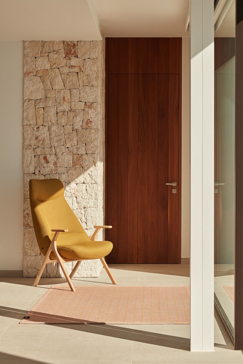 Кресло из полиэстера с высокой спинкой TEULAT Dins ARCH-00061630 - Вид №5