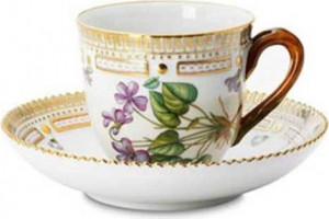 71310 Royal Copenhagen Чашка кофейная с блюдцем 170мл "Флора Даника" Фарфор