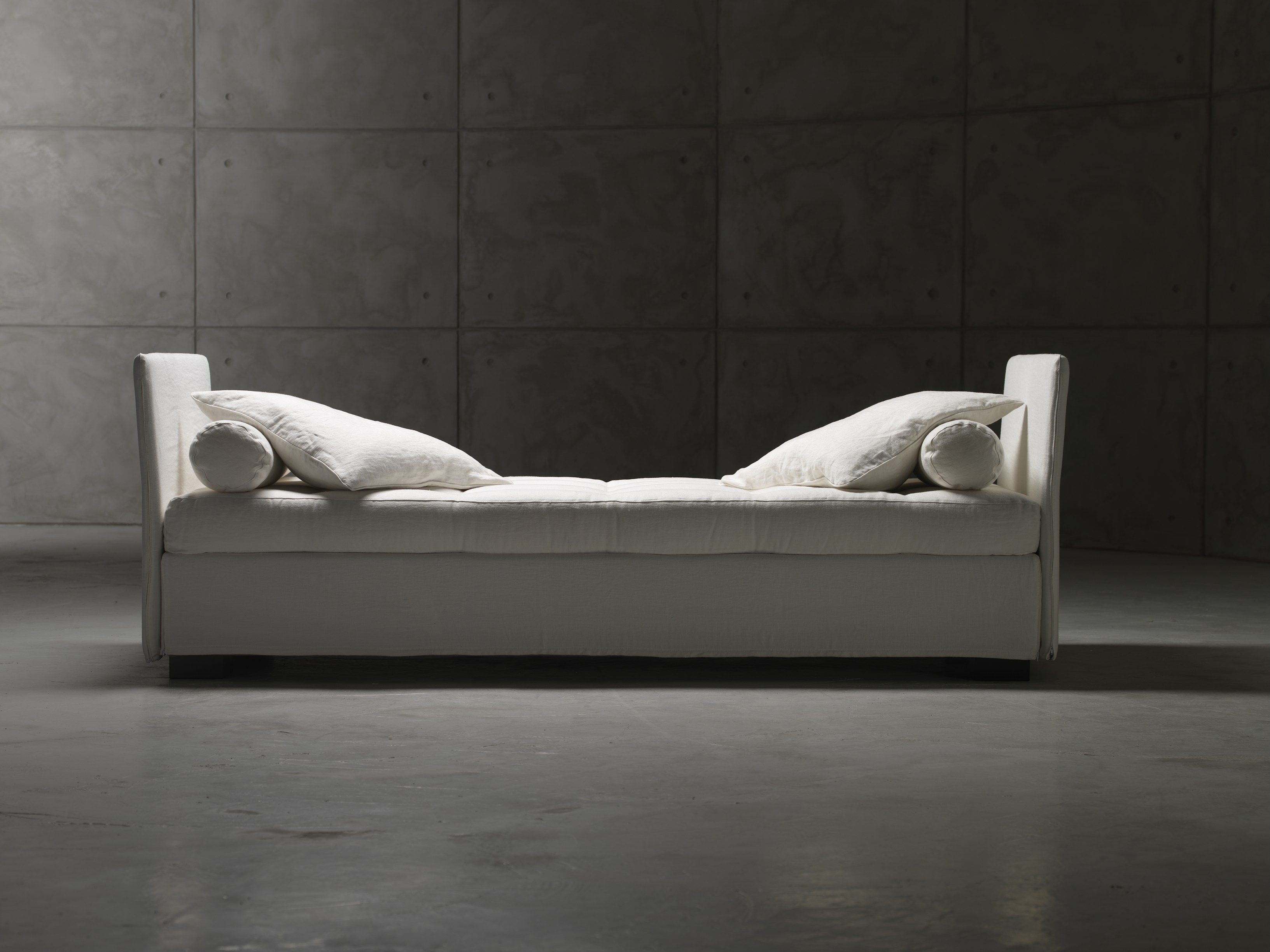 Одноместный диван-кровать из ткани Casamania & Horm Фиджи ARCH-00152053 - Вид №9