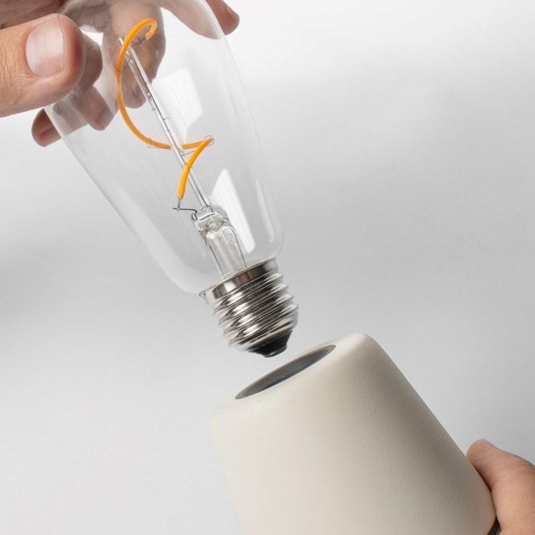 Humble Настольная светодиодная лампа под орех без проводов sun-id-1507966 - Вид №7