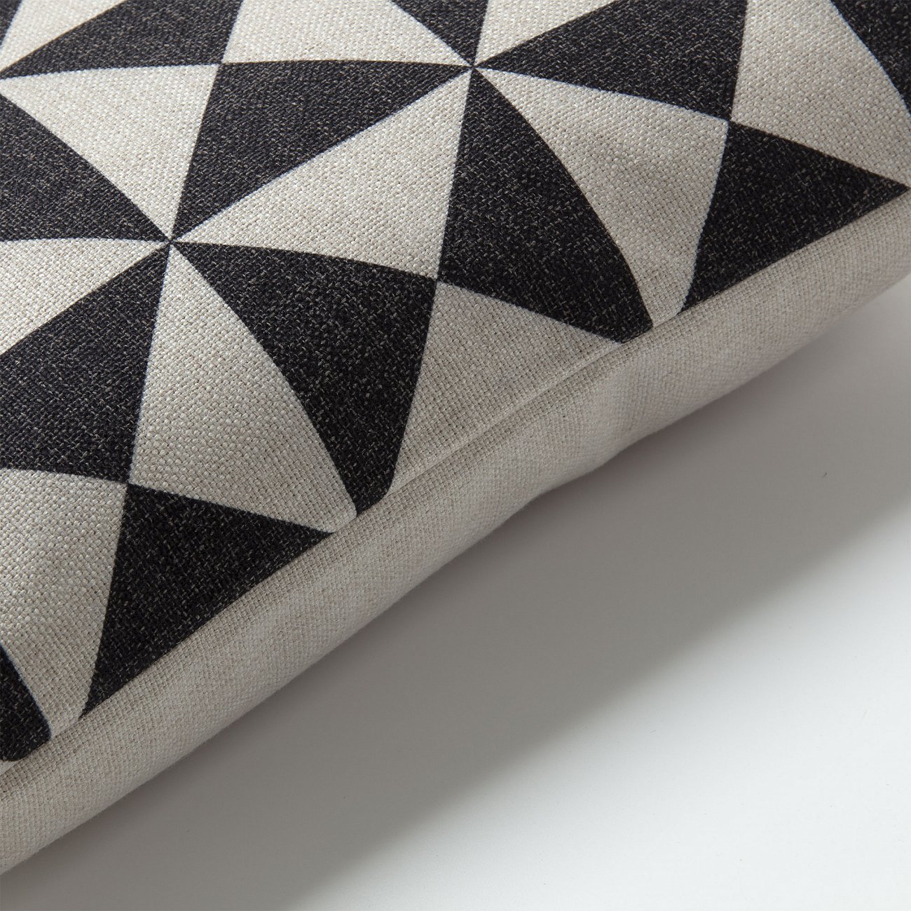 Чехол на подушку Интерьер 45х45 черный от La Forma LA FORMA ОРНАМЕНТ 289192 Разноцветный  - Вид №3