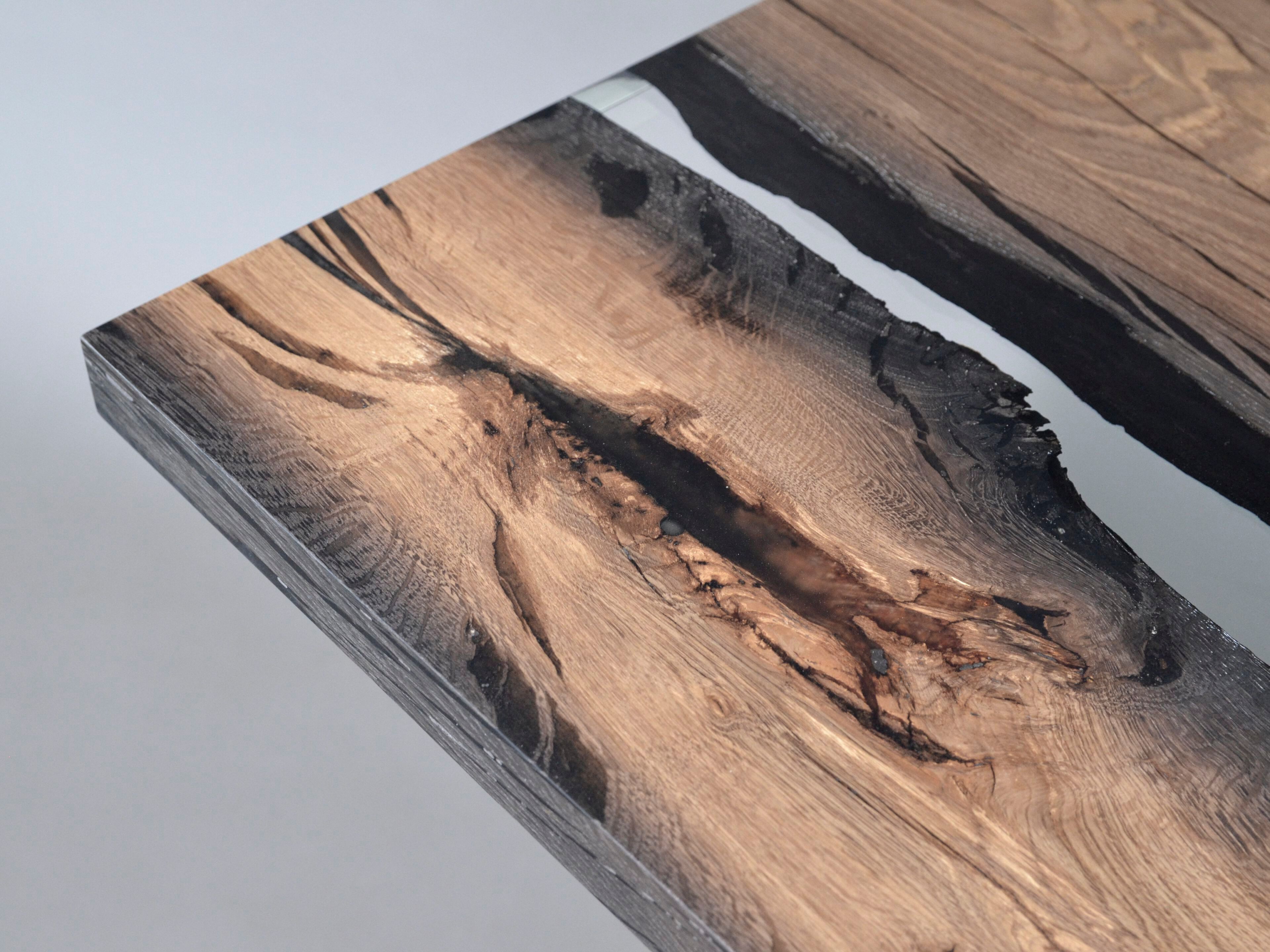 Прямоугольный обеденный стол из дуба и смолы alcarol Wetland ARCH-00016451 - Вид №2