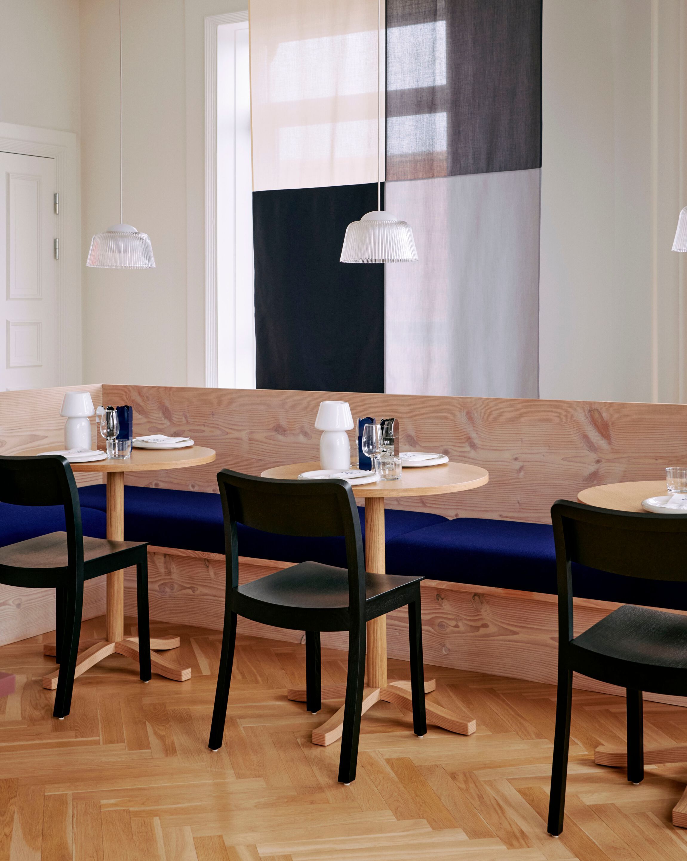 Стеклянный подвесной светильник Hay BRIM ARCH-00097702 - Вид №18