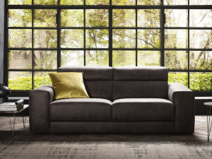 3-местный тканевый диван