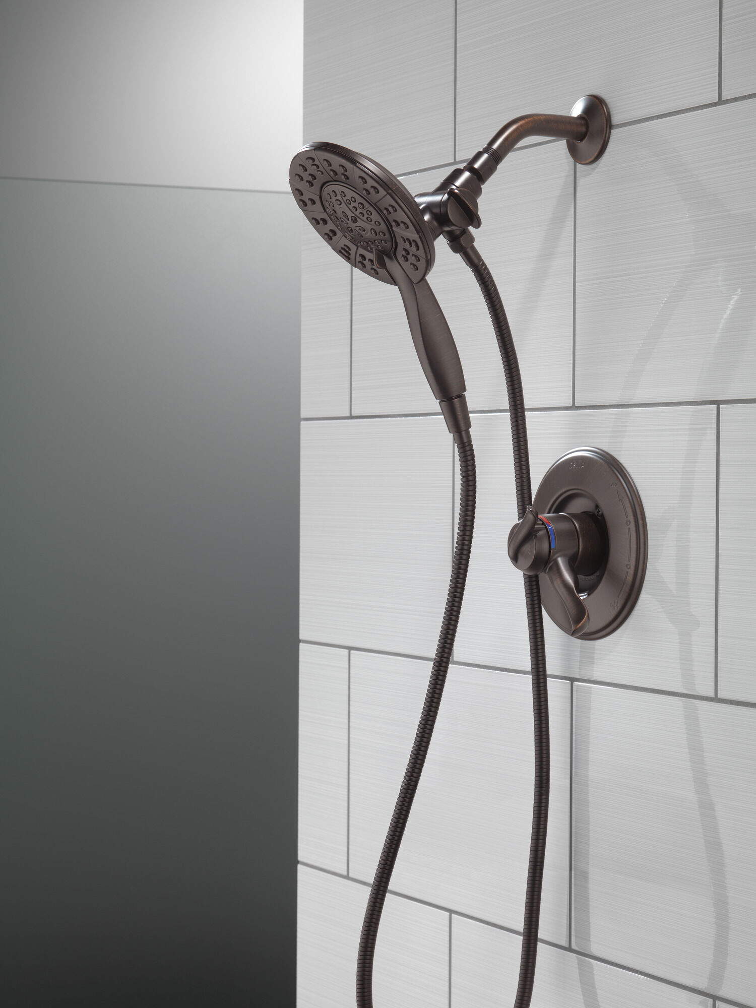 T17294-RB-I Облицовка для душа Monitor® серии 17 с In2ition® Delta Faucet Linden Венецианская бронза  - Вид №12