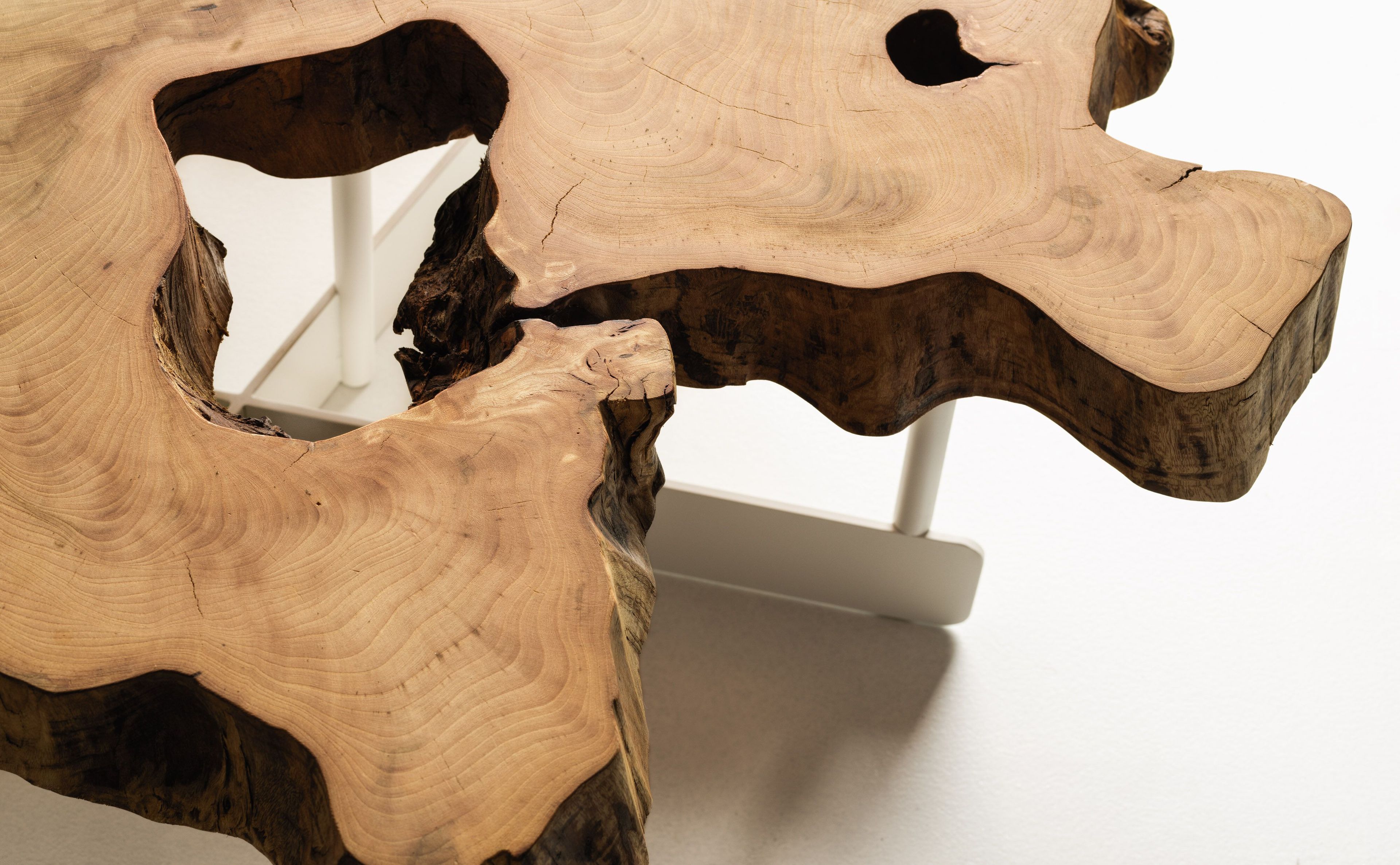 Журнальный столик из вяза Tabula ARCH-00122424 - Вид №1