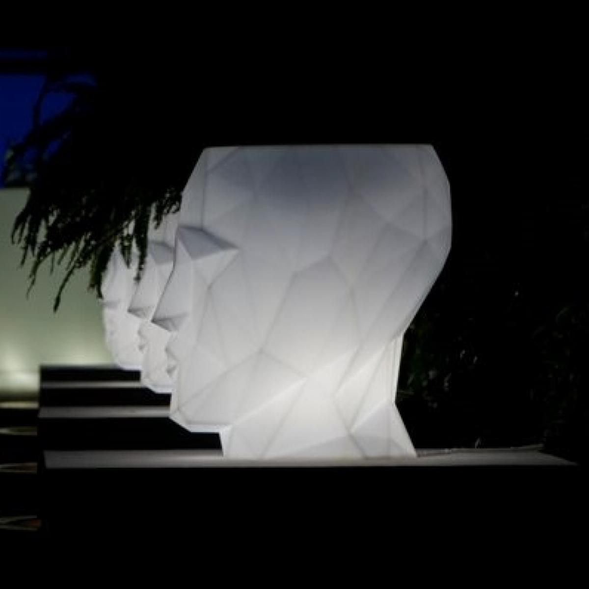 070591 Кашпо матовое светящееся LED RGBW Battery 100см Vondom Adan