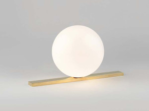 Светодиодная настольная лампа из опалового стекла и матовой латуни
