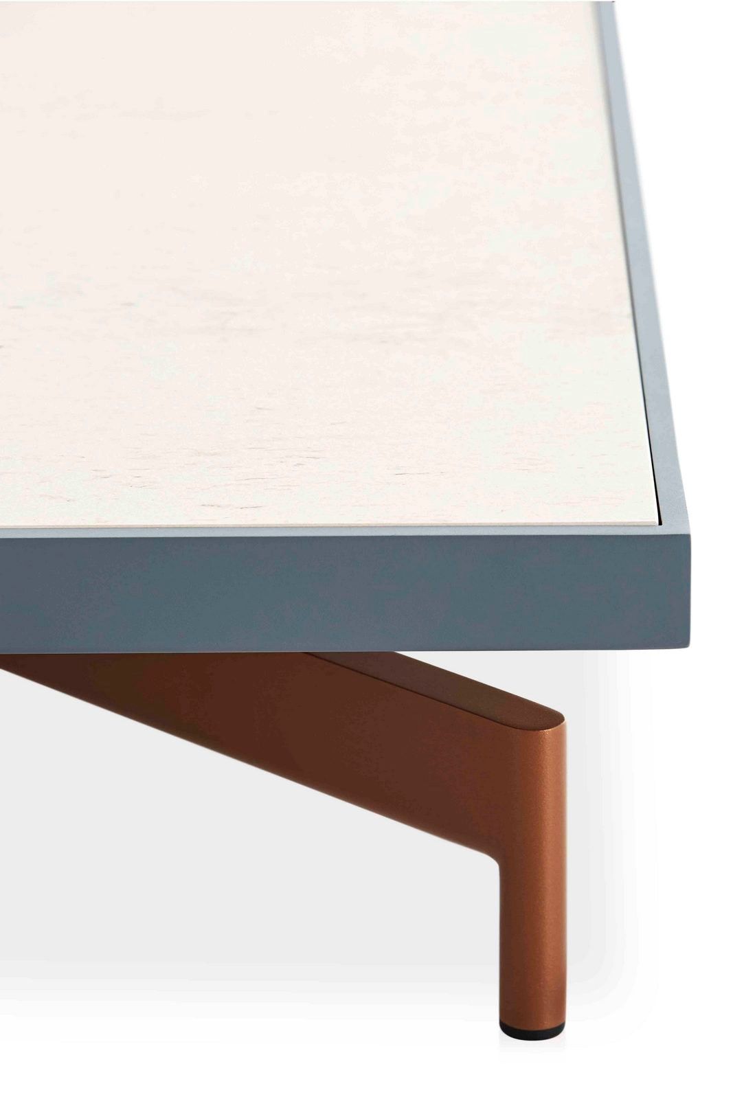 Фарфоровый квадратный садовый столик GANDIABLASCO волны ARCH-00028769 - Вид №11