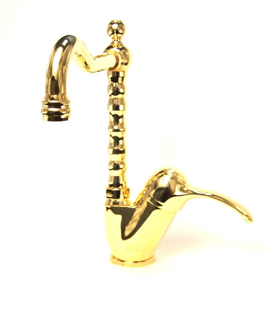 AU831702010 Смеситель для раковины Webert Aurora