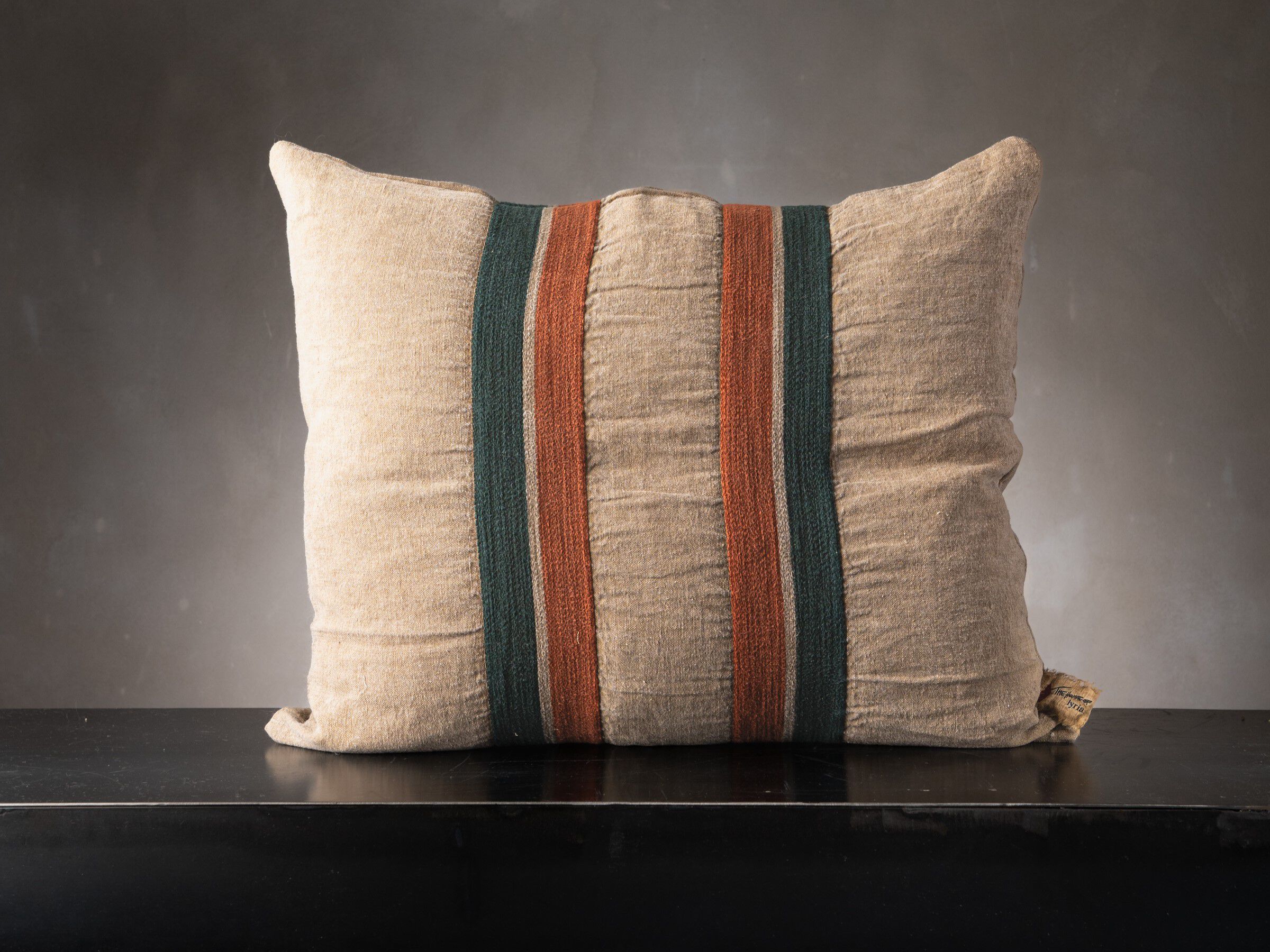 Прямоугольная подушка из льна и хлопка The House of Lyria ISATIS ARCH-00032183