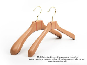 Кожаная вешалка