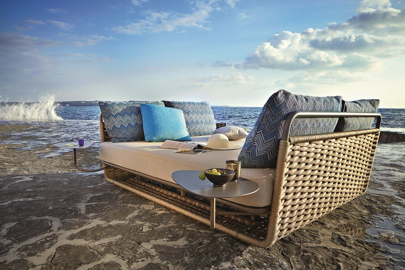 Мягкая Садовая спальная кровать Roberti ARCH-00031652 - Вид №1