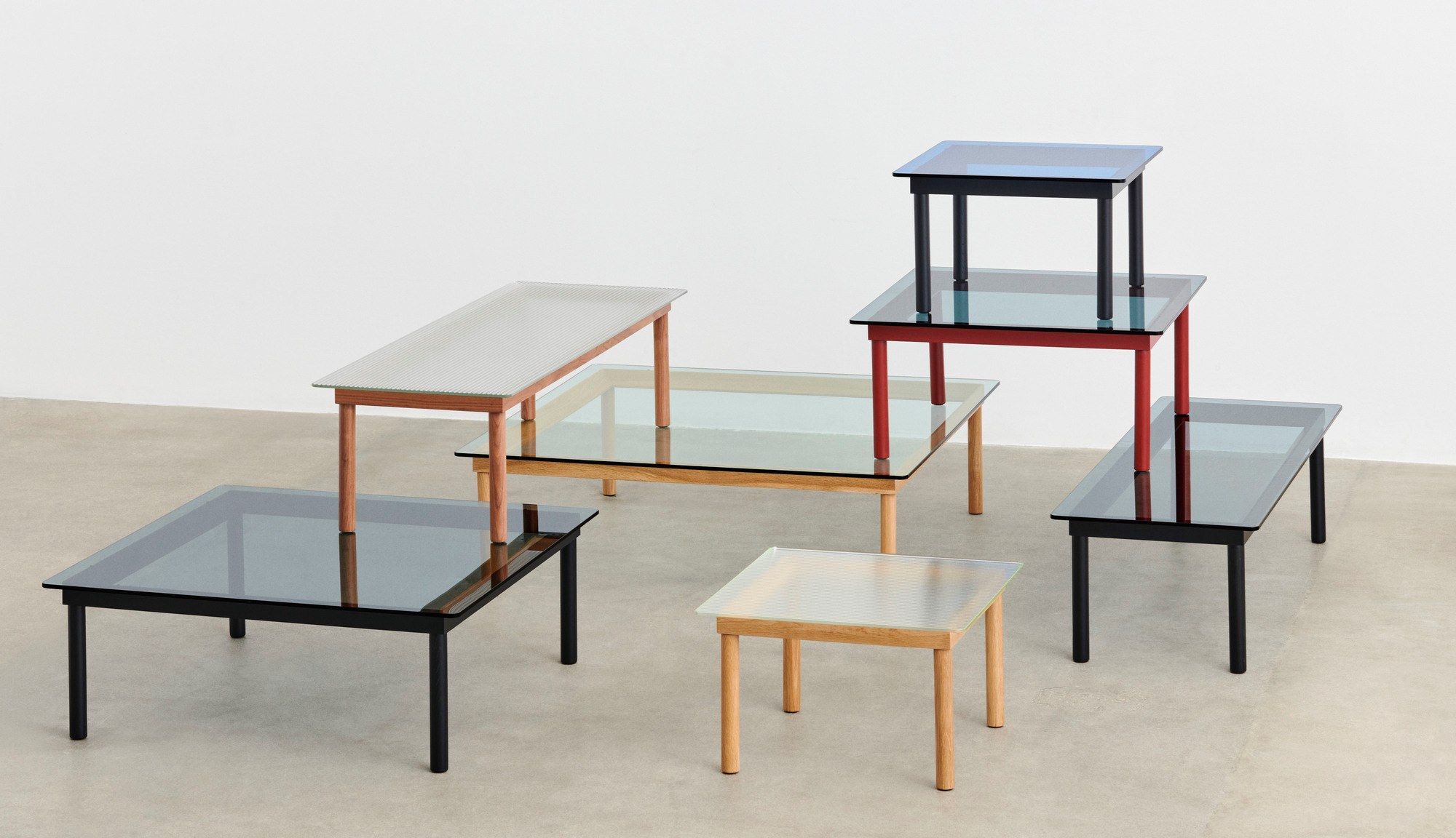 Низкий прямоугольный журнальный столик из дерева и стекла Hay KOFI ARCH-00118867 - Вид №13