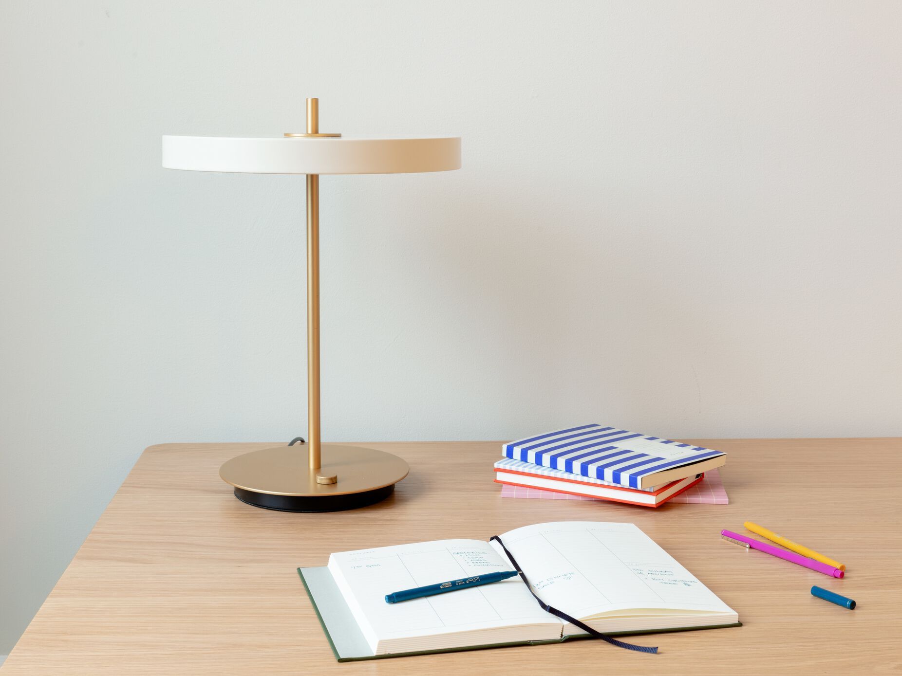 Алюминиевая светодиодная настольная лампа UMAGE Asteria ARCH-00085781 - Вид №4