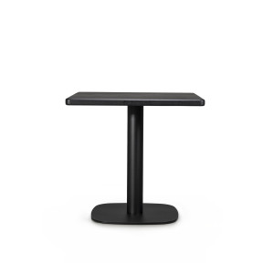 Обеденный стол из стали и дерева