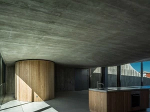 Novacolor Двухкомпонентный защитный полиуретан с высокими эксплуатационными характеристиками Wall2floor N361