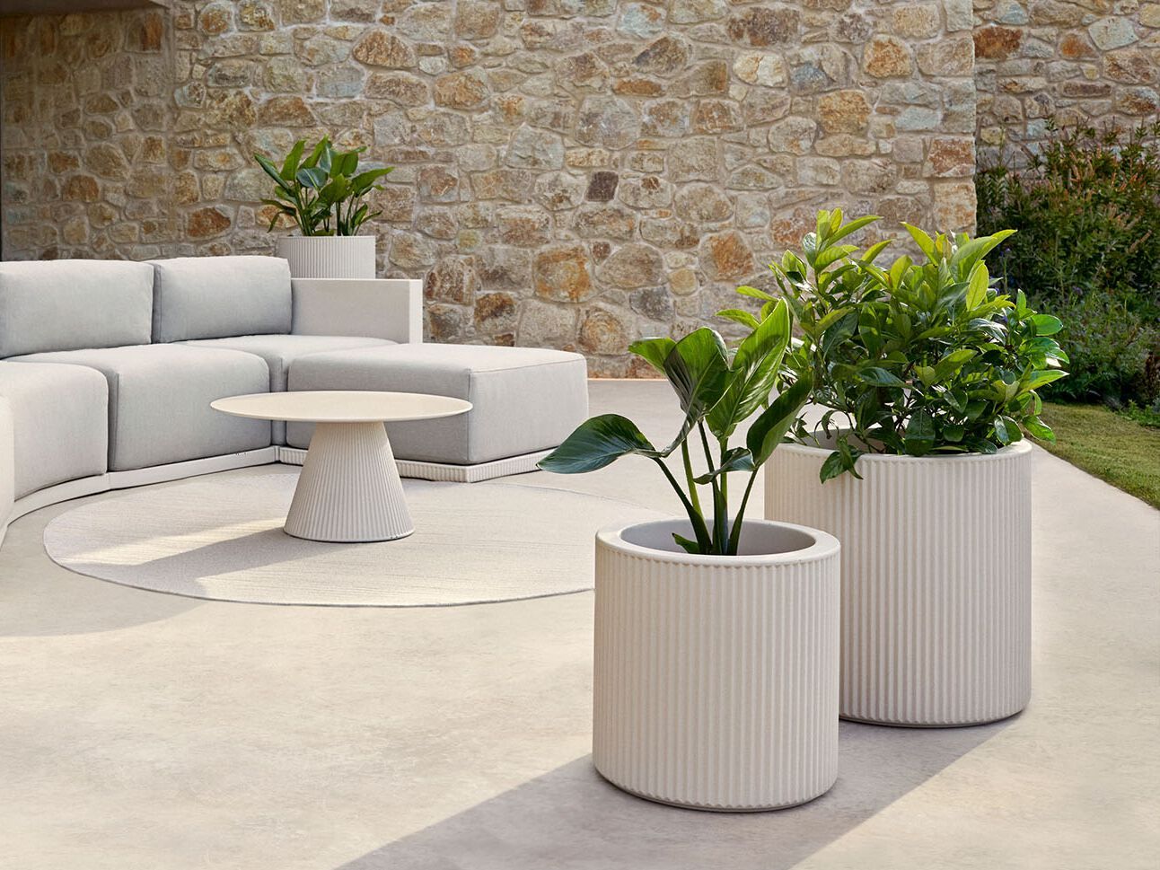 Круглый садовый горшок Vondom Гэтсби ARCH-00029171 - Вид №3