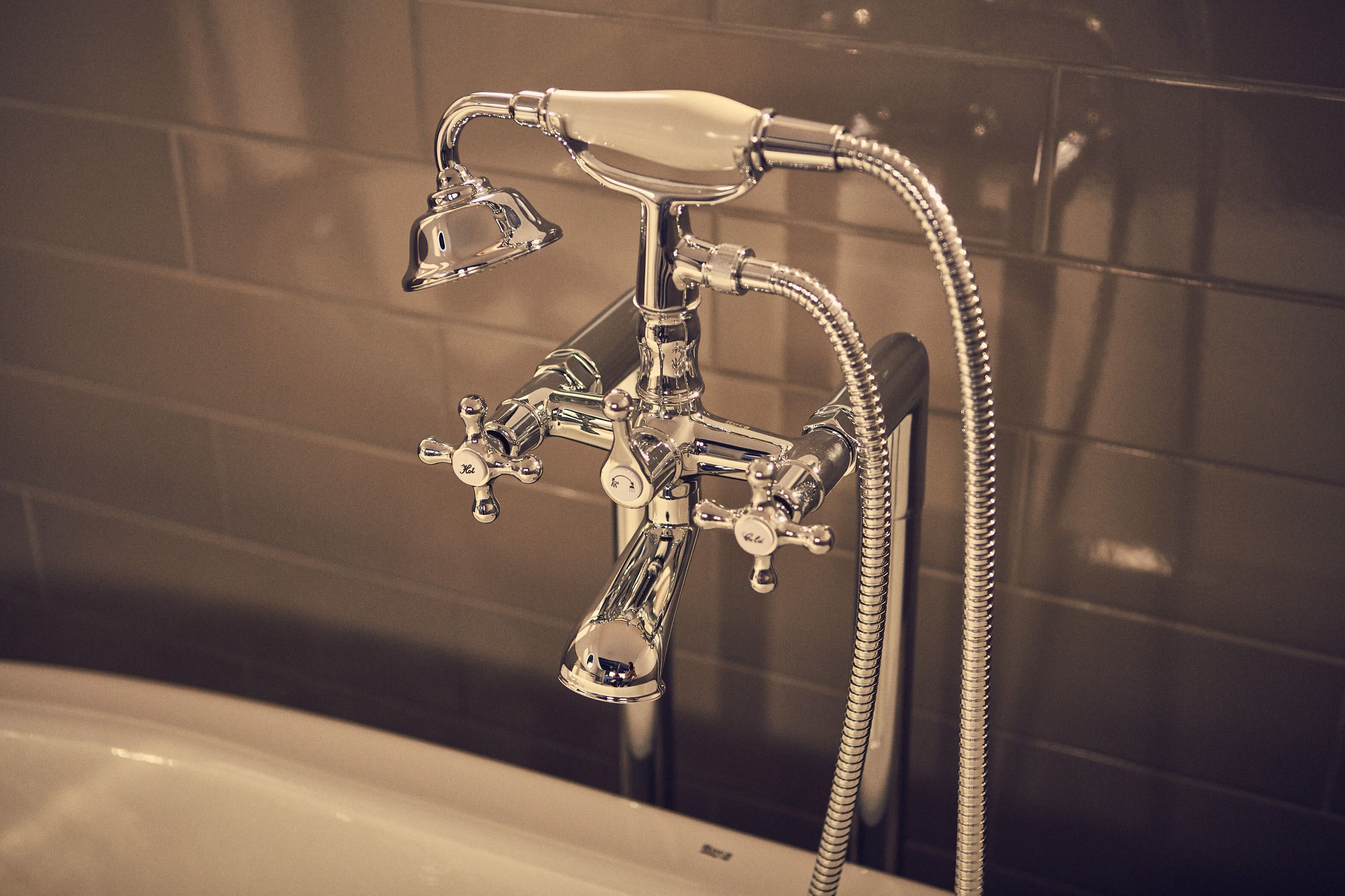 Хромированный латунный настенный наружный смеситель для ванны Roca Carmen ARCH-00139586 - Вид №2