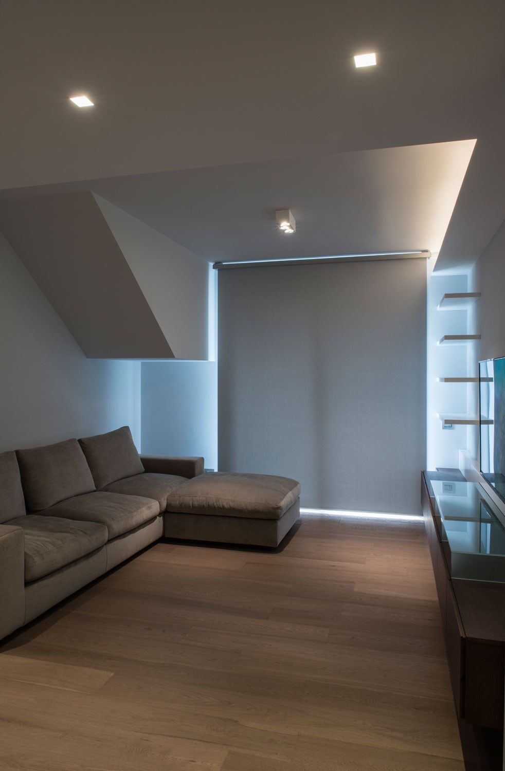 Регулируемый потолочный светодиодный прожектор Deltalight Grid On ARCH-00043522 - Вид №1