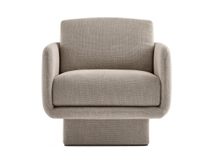 Тканевое кресло с подлокотниками