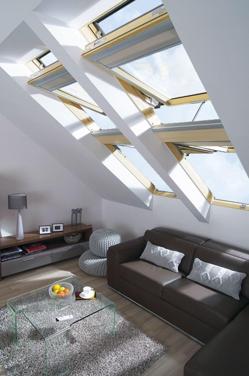 Fakro Распашное мансардное окно из сосны с электроприводом Finestra a bilico sun-id-1416050 - Вид №1