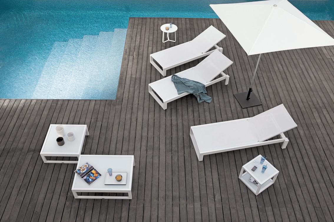 MNST469 Приставные столики pa lava 100,5см x 74см Manutti Fuse - Вид №7