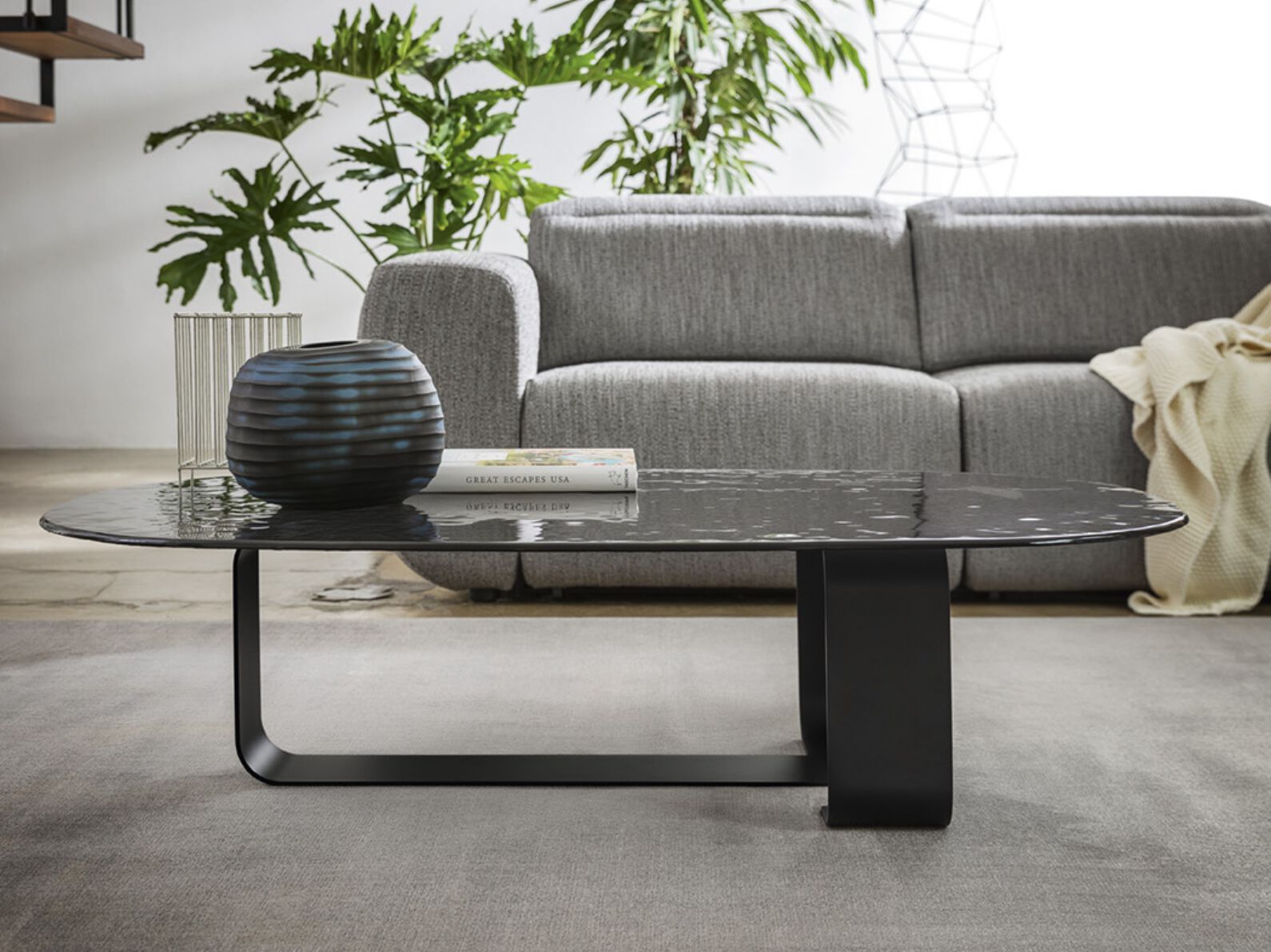 Овальный журнальный столик из закаленного стекла Calligaris RIBBON ARCH-00094951 - Вид №2