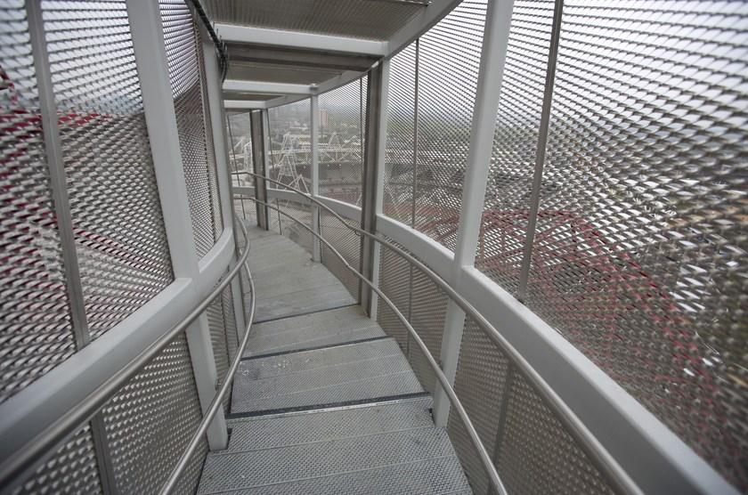 METAL DEPLOYE Парапет из вспененного металла для лестниц sun-id-1480582 - Вид №4