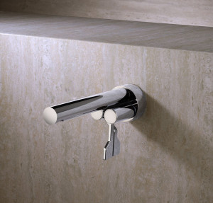 Настенный смеситель для раковины