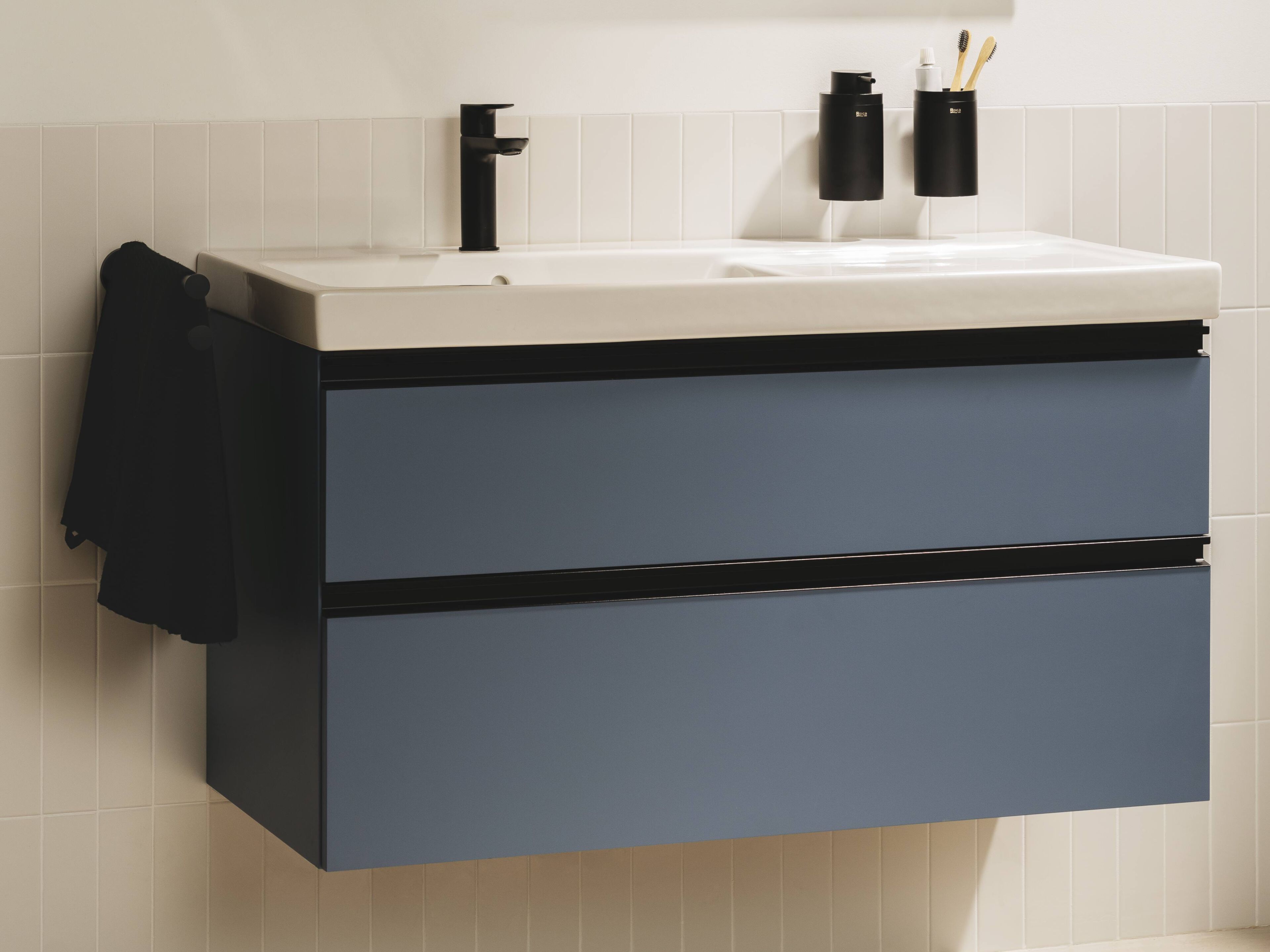 Фарфоровый подвесной прямоугольный умывальник Roca The Gap ARCH-00082132 - Вид №10