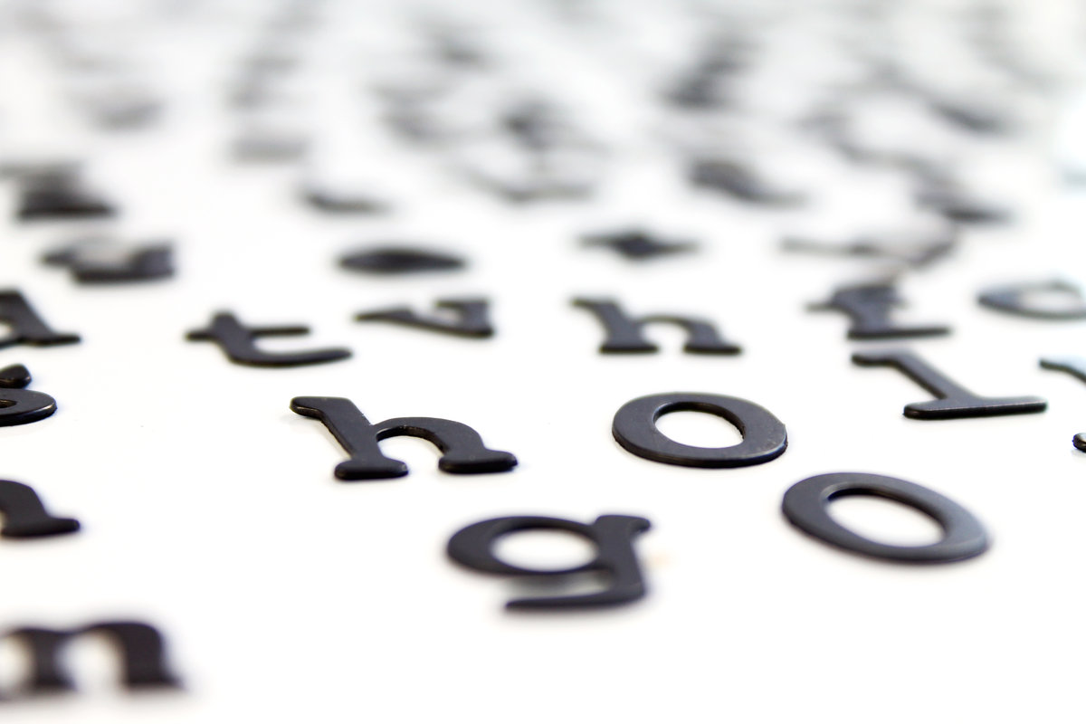 Магниты на холодильник черные Alphabet SUCK UK  00-3871388 Черный  - Вид №3