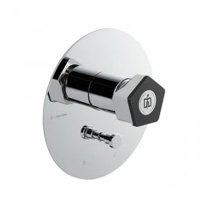 Однорычажный смеситель скрытого монтажа с переключателем на два выхода, соединения 1/2 ". PARK LIMITED EDITION NEWFORM Италия