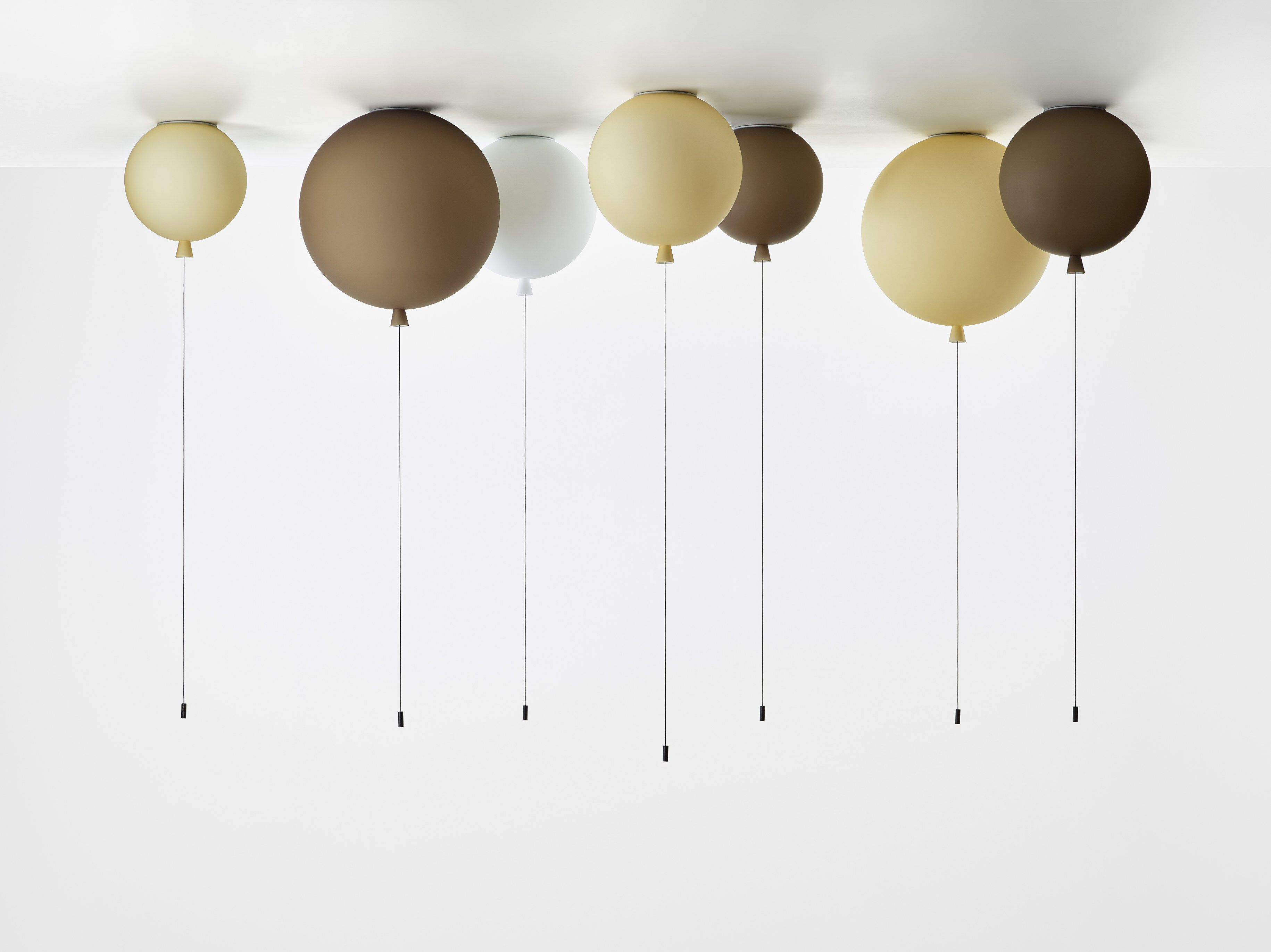 Потолочный светильник из опалового стекла BROKIS ARCH-00083623