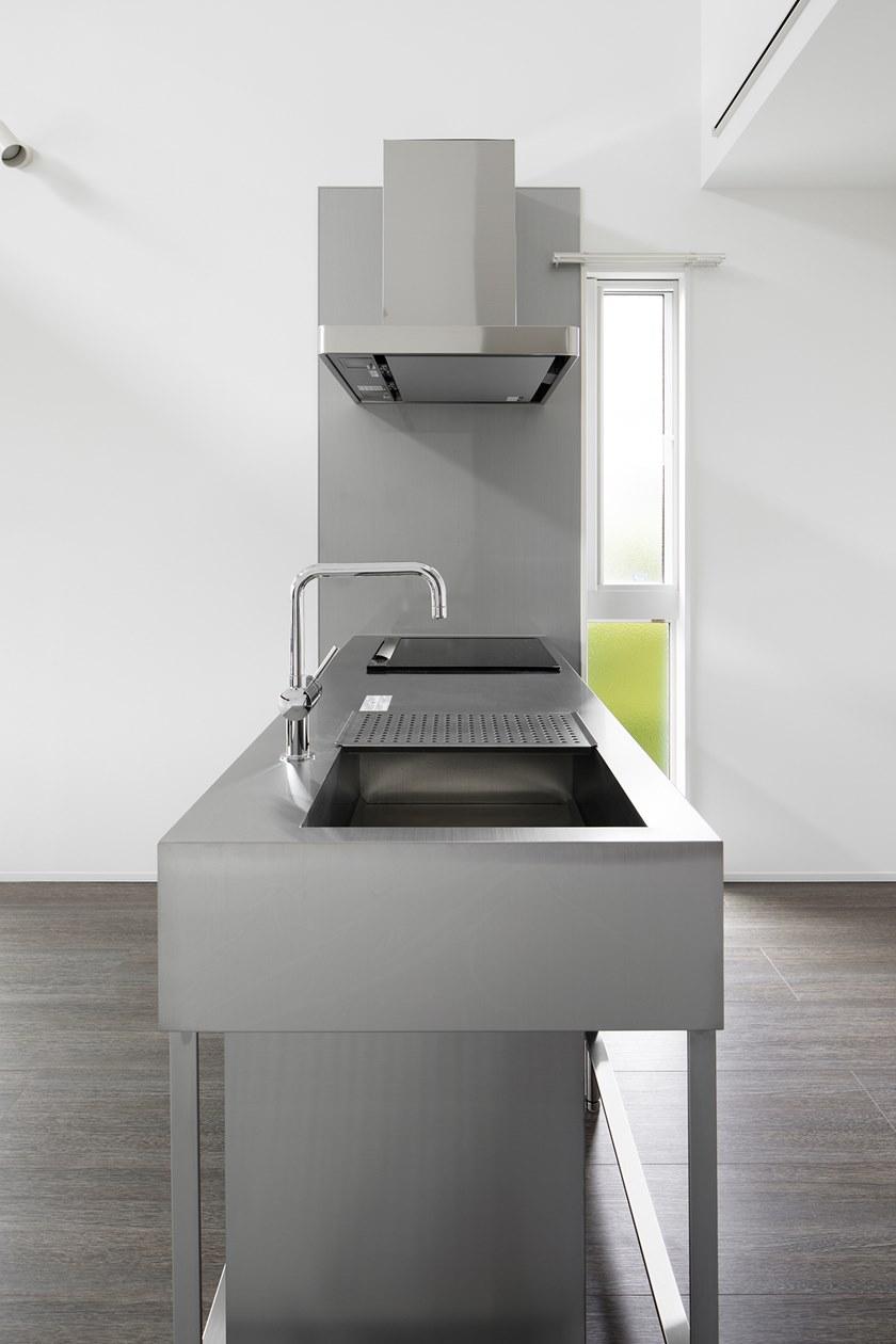 sanwacompany Кухня из нержавеющей стали с островом без ручек sun-id-1404466 - Вид №7