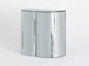 Хрустальный шкаф с распашными дверями