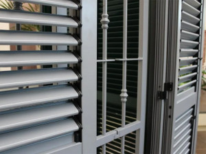 Металлические перила безопасности