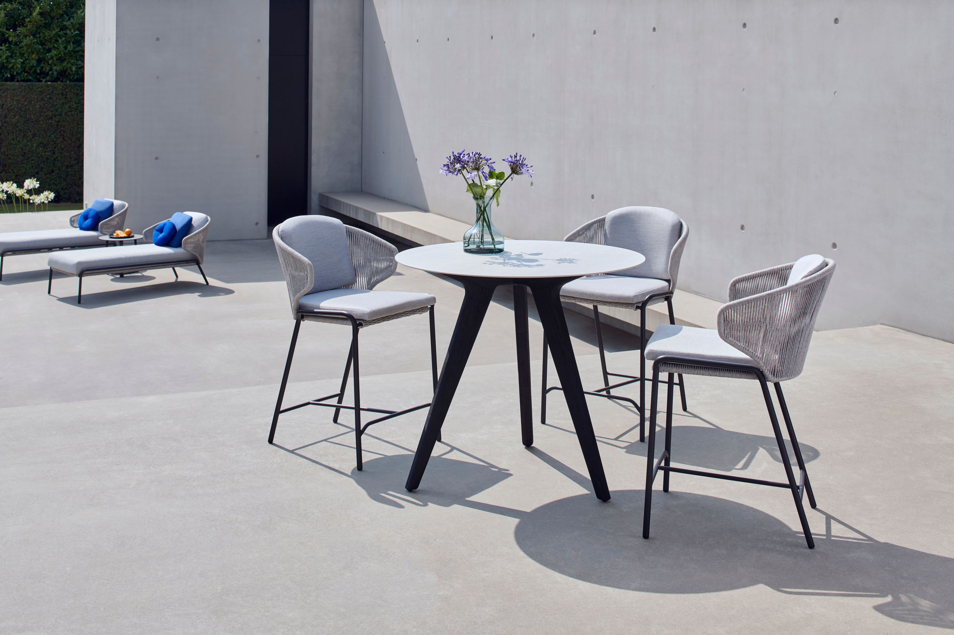 Высокий металлический стул с подлокотниками MANUTTI Radoc ARCH-00054637 - Вид №4