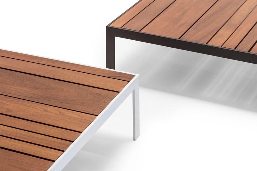 Andreu World Квадратный садовый столик из тика Sand table Me 4318 - Вид №2