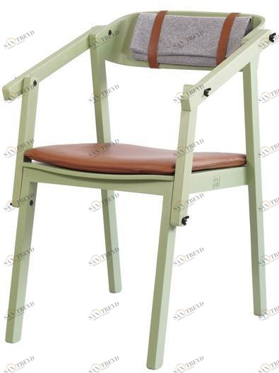 Askia Лаковое кресло со встроенной подушкой Atelier 1.c06.ok