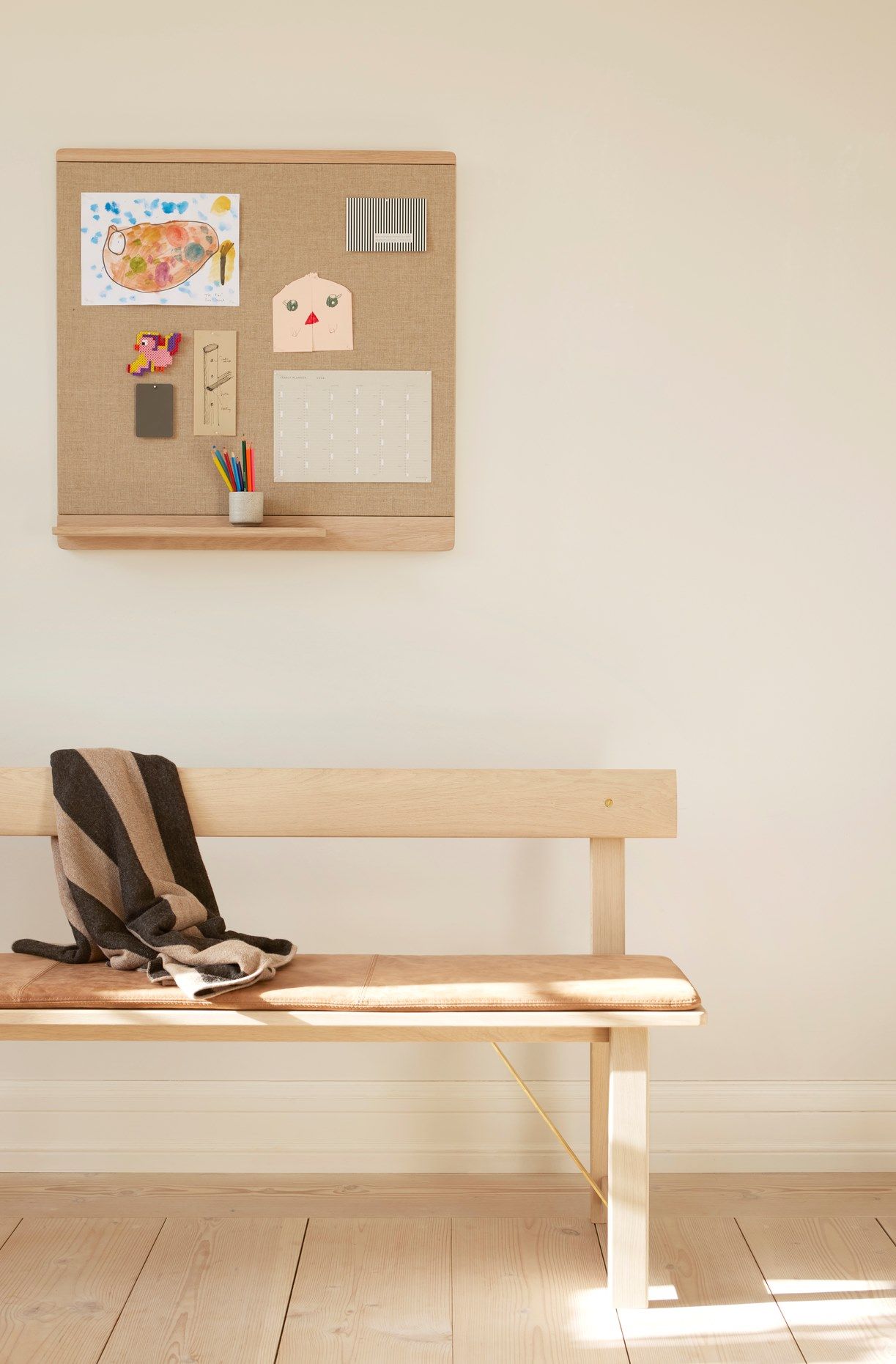 Дубовая скамья со спинкой Form & Refine Position ARCH-00108765